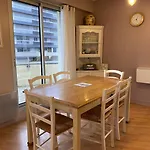 Appartement rénové situé plage de Trestraou à PERROS-GUIREC - Réf 857